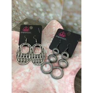 NWT 2PR Bundle Earrings Paparazzi Silver Earrings Dangle Bohemian Girl